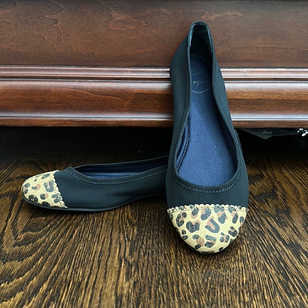 Jack Rogers Bree Ballet Flat in Black w/ Leopard Toes - Size 8.5